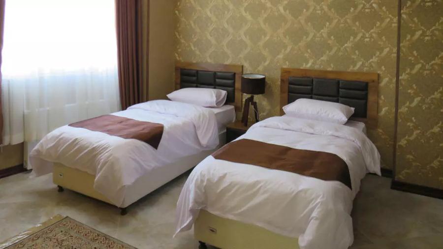 Kurosh Apartment Hotel Kermanshah		